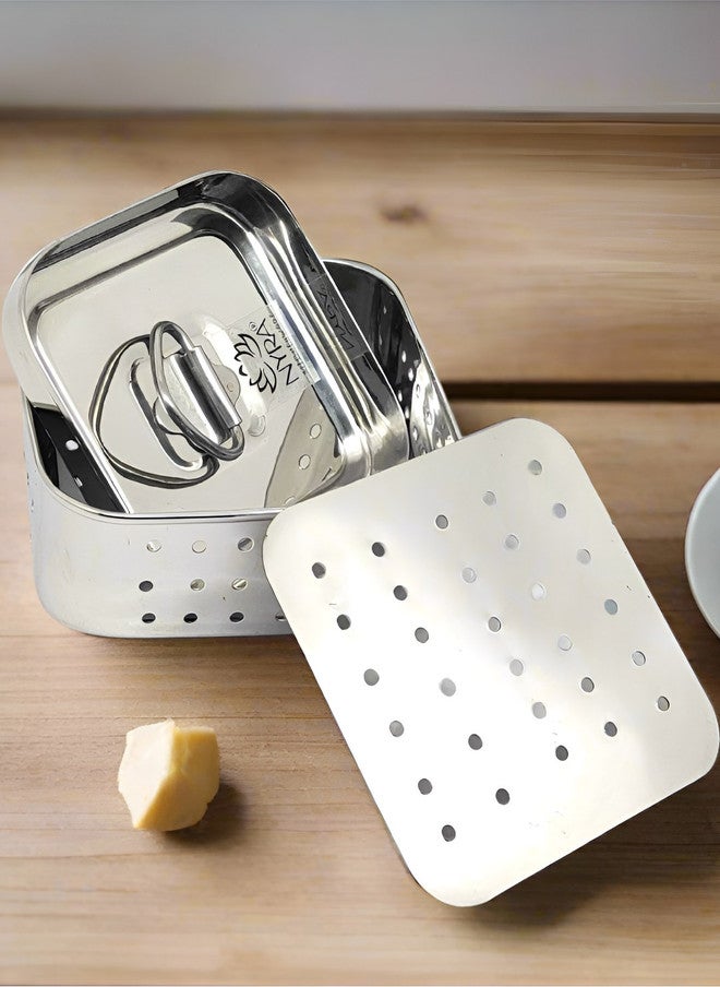 Nyra Kitchenware Stainless Steel Square Medium Colander Strainer with Top Press Lid - Image 1